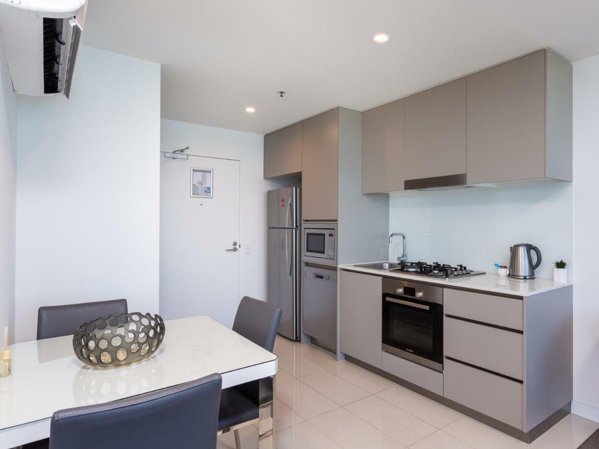 Serain Residences On Surfers Gold Coast Exterior foto