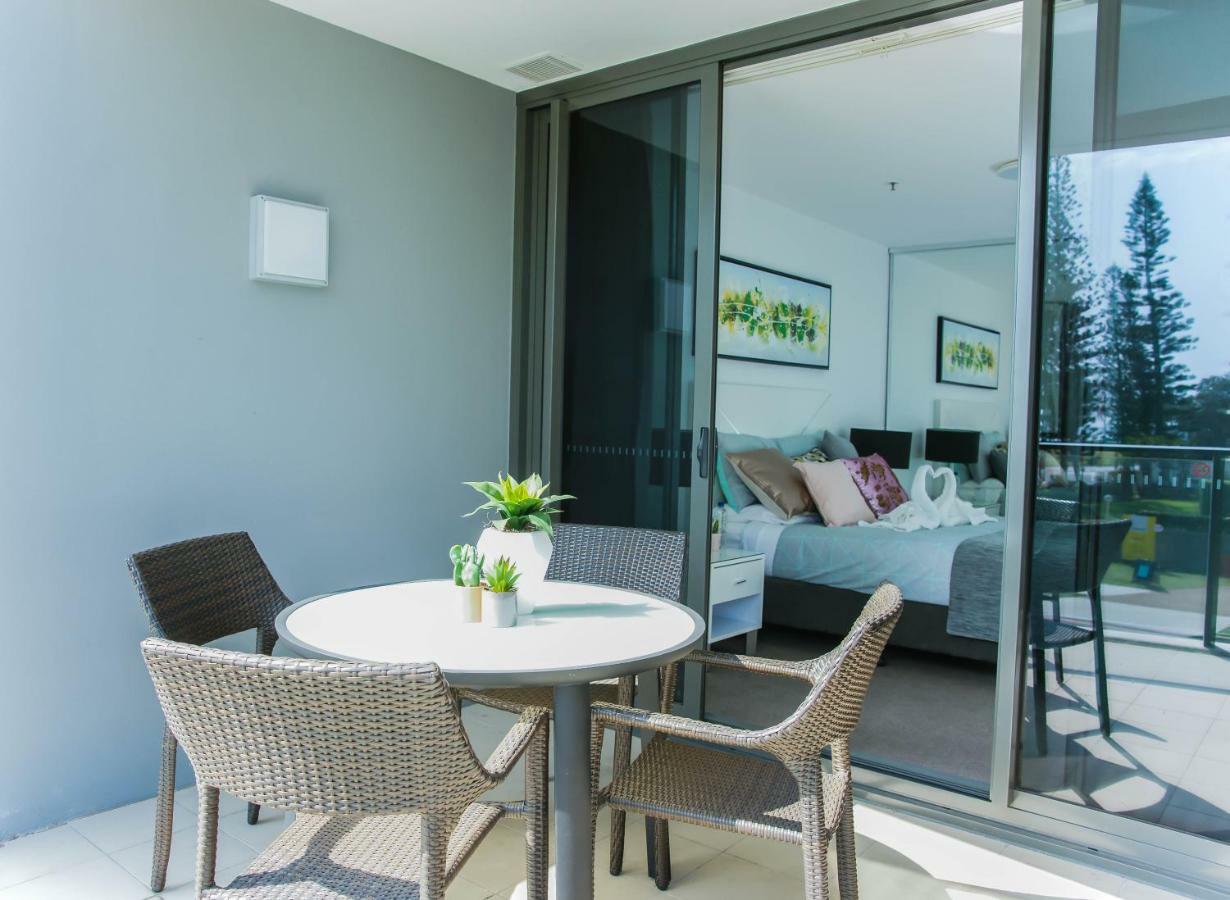 Serain Residences On Surfers Gold Coast Exterior foto